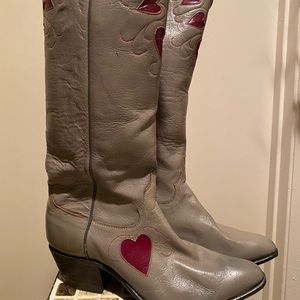 Justin vintage western woman’s boots never worn